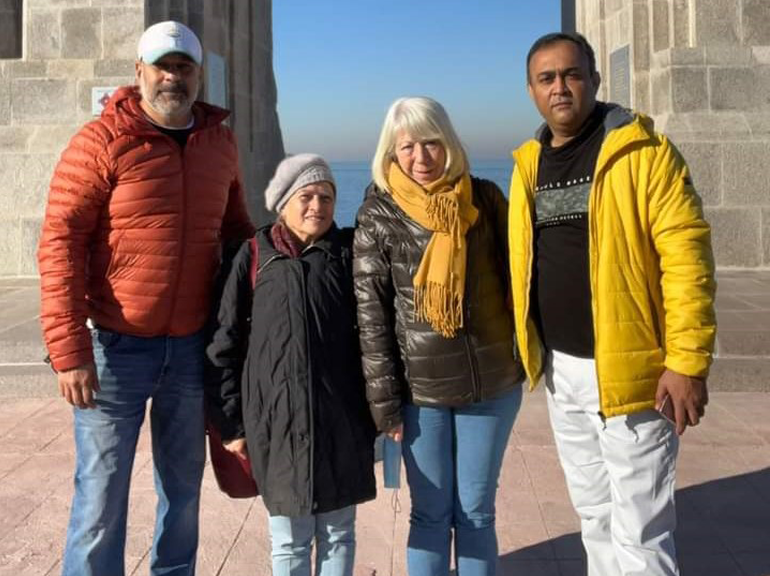 Navmeet Singh, Michèle Lemarchand, Françoise Carlini, Sameer Upadhyay